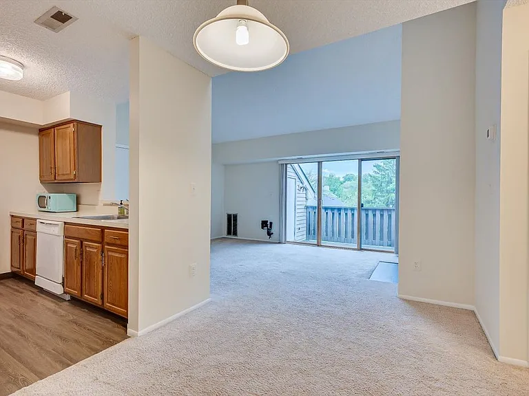 2310 Aspen Dr — Photo 10