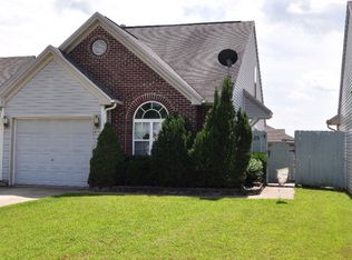 2525 Arbor Ter, Owensboro, KY 42303