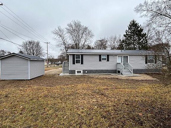 4th image of 815 Henderson St