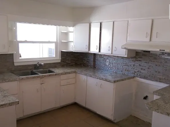 14585 Arrow Rte #A, Fontana, CA 92335