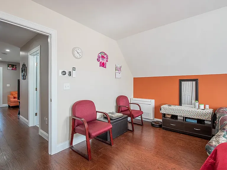 16 Frontrunner Way — Photo 13