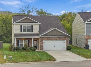 1383 Hampton Place Cir, Loudon, TN 37774