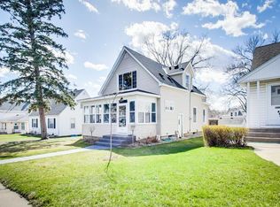 214 7th Ave N, Hopkins, MN 55343