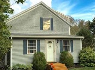 351 Chase Rd, Dartmouth, MA 02747