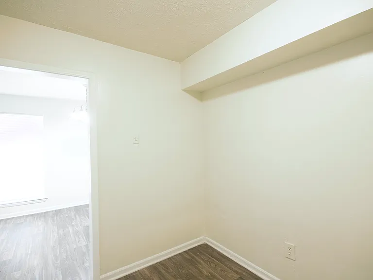 Scandia Cir — Photo 27