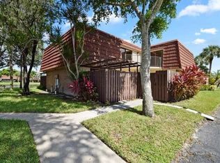 8535 Boca Rio Dr, Boca Raton, FL 33433