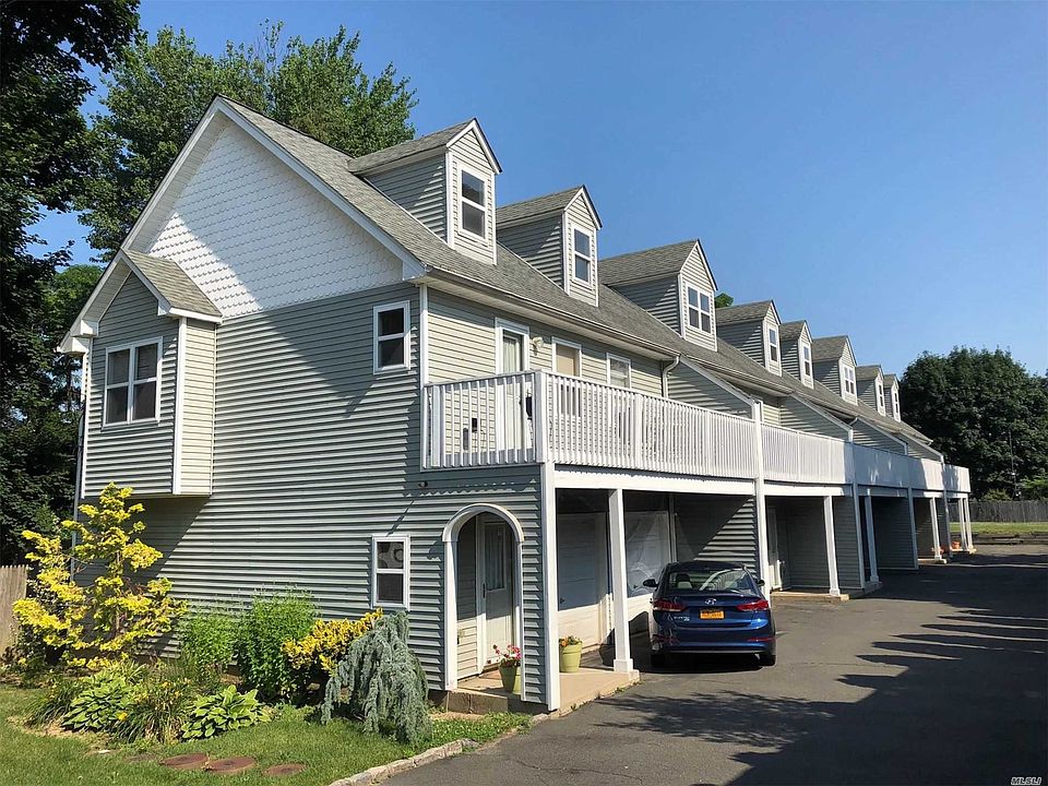 1st image of 34 Grove St Unit 2