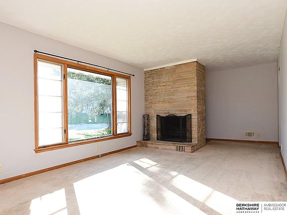 3rd image of 5522 N 78th St