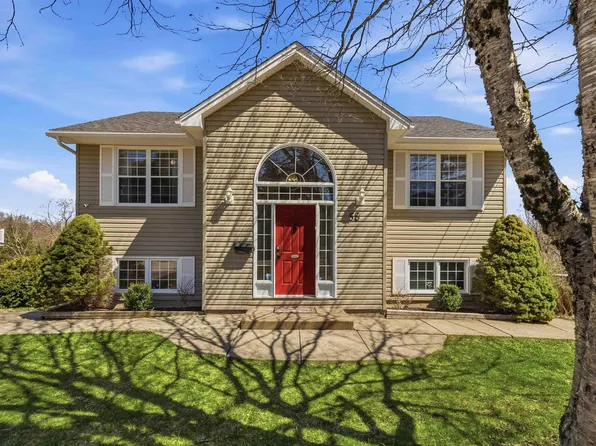 58 Riverwood Dr, Timberlea, NS B3T 1C7