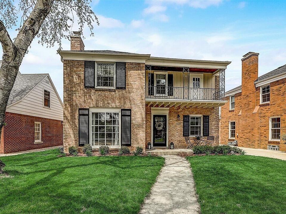 1st image of 1200 E Courtland Pl