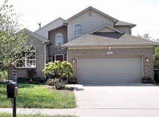 812 Forest Lake Dr, Lexington, KY 40515