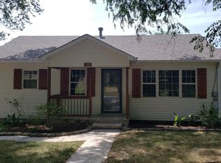 401 S 3rd St, Ozark, MO 65721