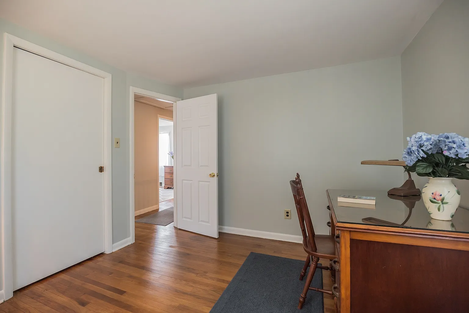 72 West Ave photo 1