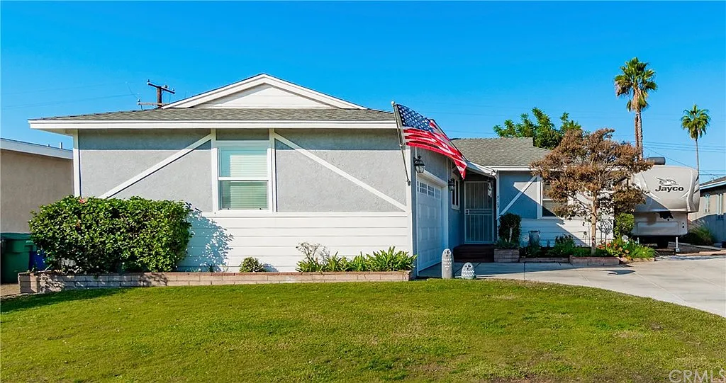 5109 N Nearglen Ave photo 1