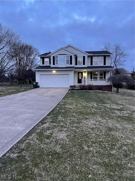 5242 Aster Ave NE photo 1