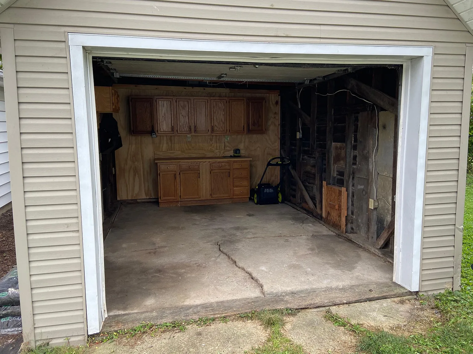3 bed, 1390 sqft, $1,800 — Photo 3