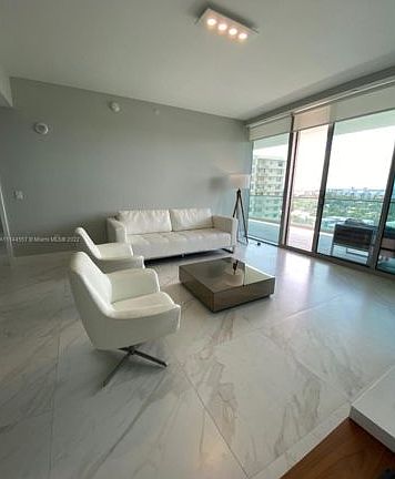 5th image of 105201 Collins Ave #1005
