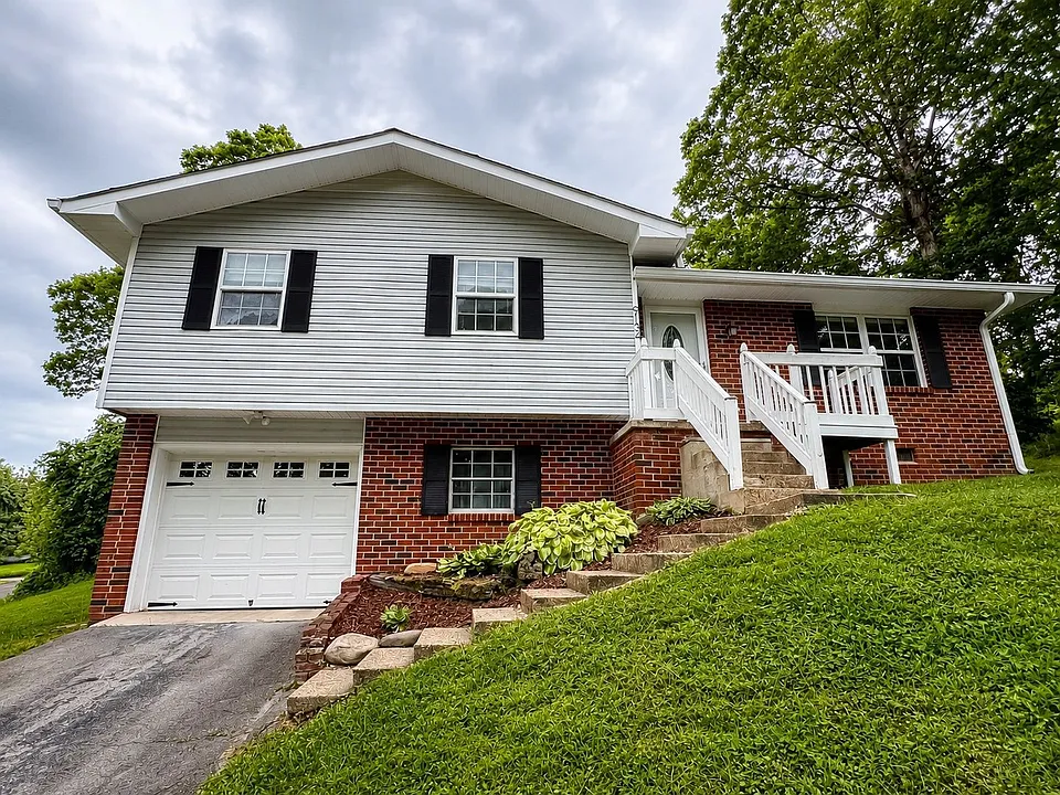 9134 Westminister Circle Dr