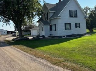 4908 9th Ave SW, Watertown, SD 57201