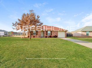 1106 Dogwood Ct, Cleburne, TX 76033