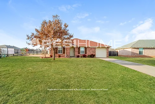 1106 Dogwood Ct Photo 1