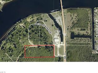 11900 W Marina Dr, Fort Myers, FL 33905