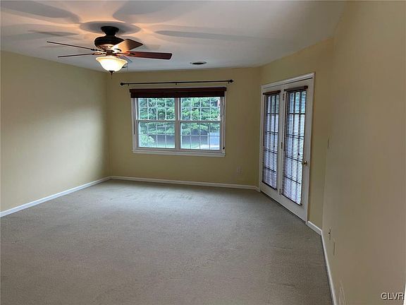 3rd image of 4618 Cheryl Dr