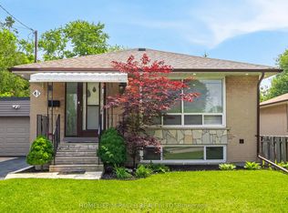 41 Bradstock Rd, Toronto, ON M9M 1M9