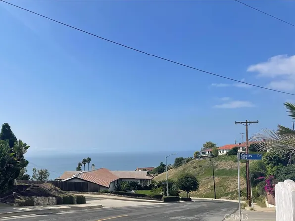 1718 S Anchovy Ave, San Pedro, CA 90732