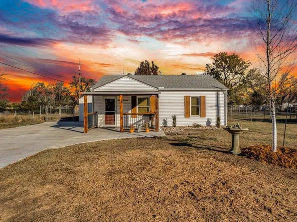 5514 W 1st St N, Wichita, KS 67212