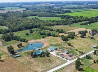 10815 W 2300th Rd, Fontana, KS 66026