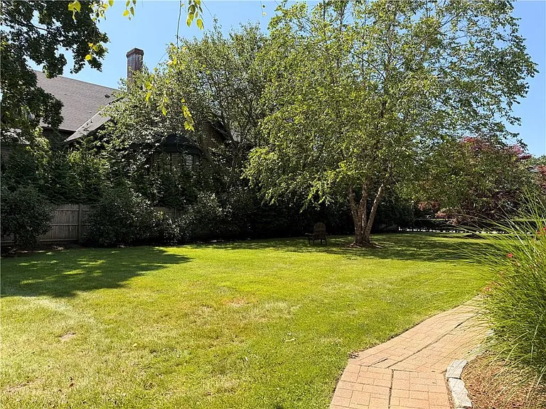 412 Bellevue Ave #3 — Photo 43