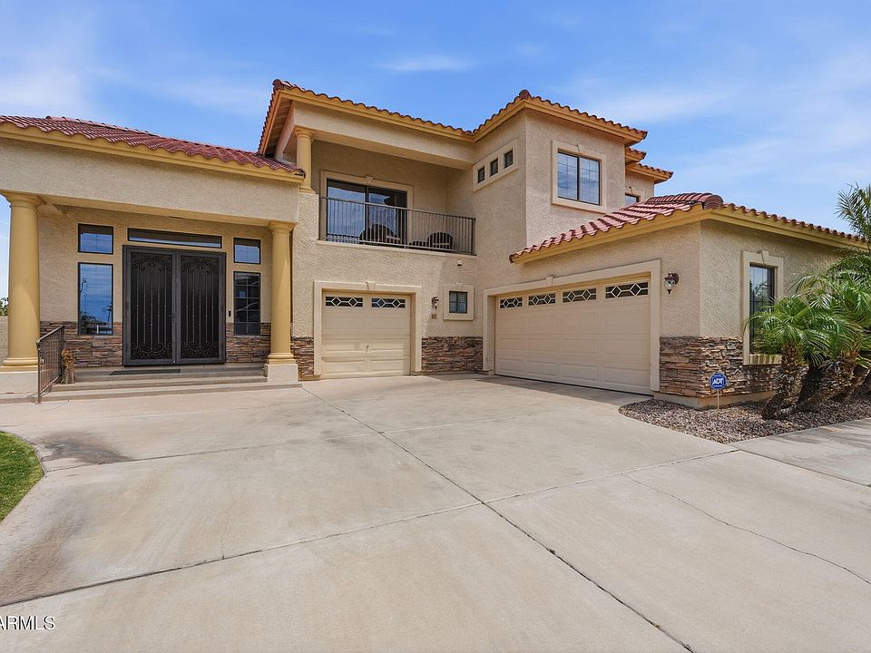 1st image of 3644 E DEL RIO Street