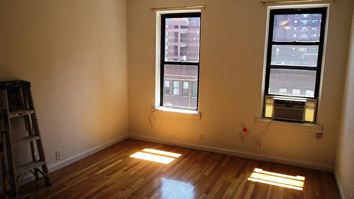 Rented by Sky Management | media 29