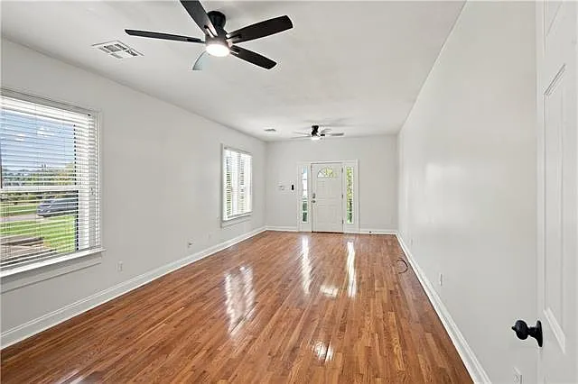 2 bed, 1.0 bath, 950 sqft, $1,800 — Photo 4