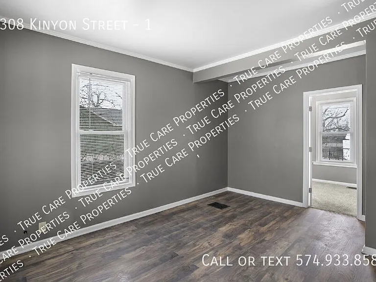 1308 Kinyon St #1 — Photo 2