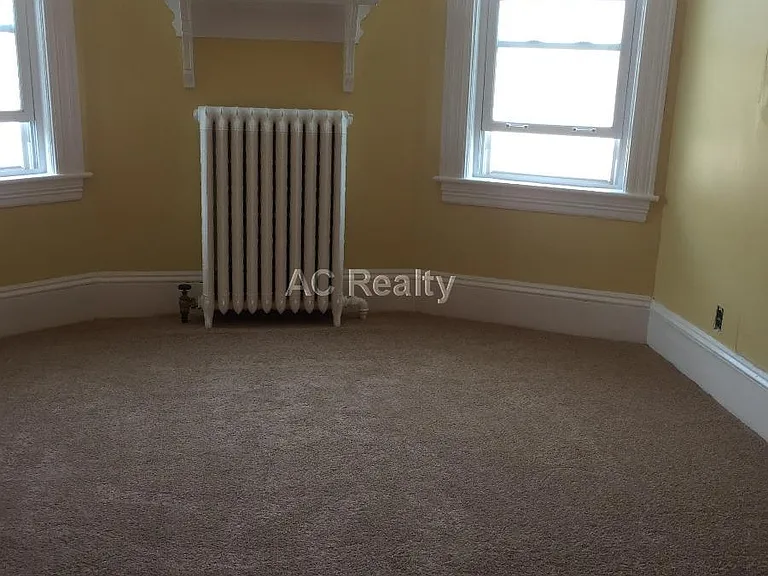 18 Reed Ave #3 — Photo 4