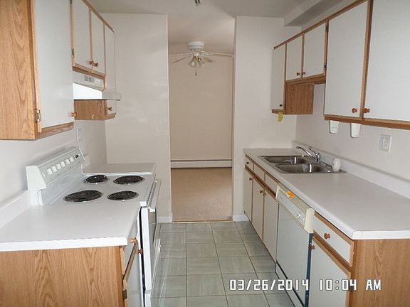 3rd image of 1813 Hemlock Pl APT 104
