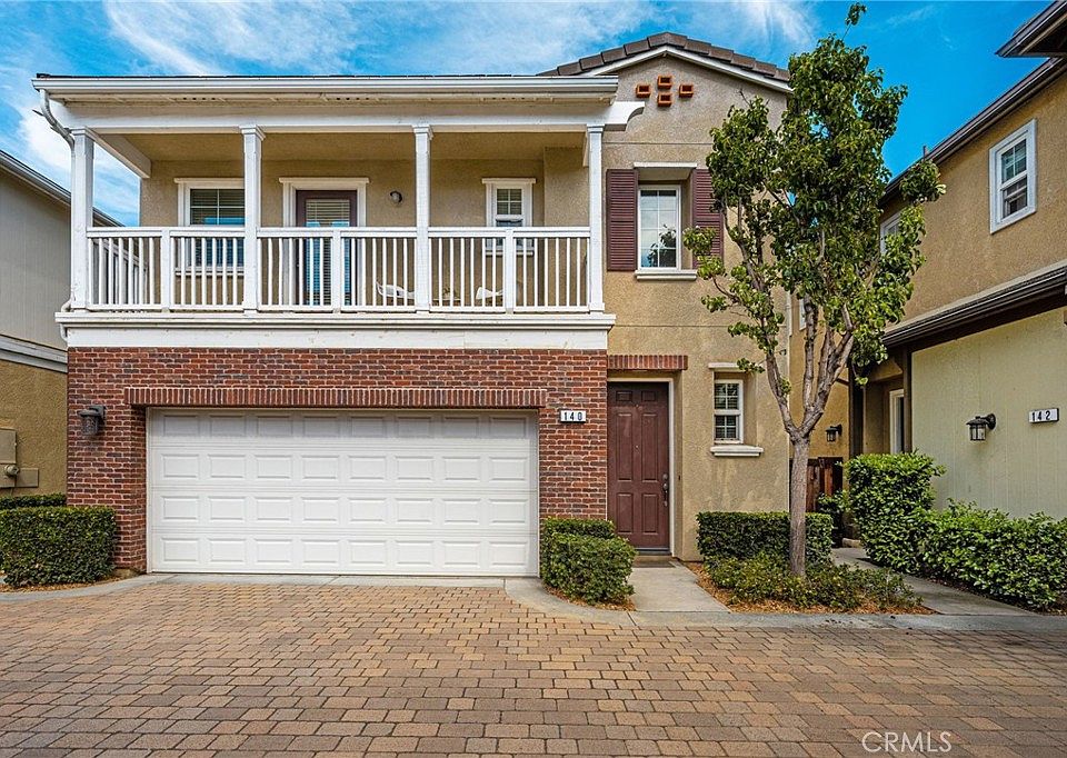 1st image of 140 W Cork Tree Dr