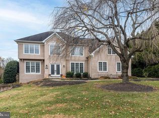 926 Manor Ave, Meadowbrook, PA 19046