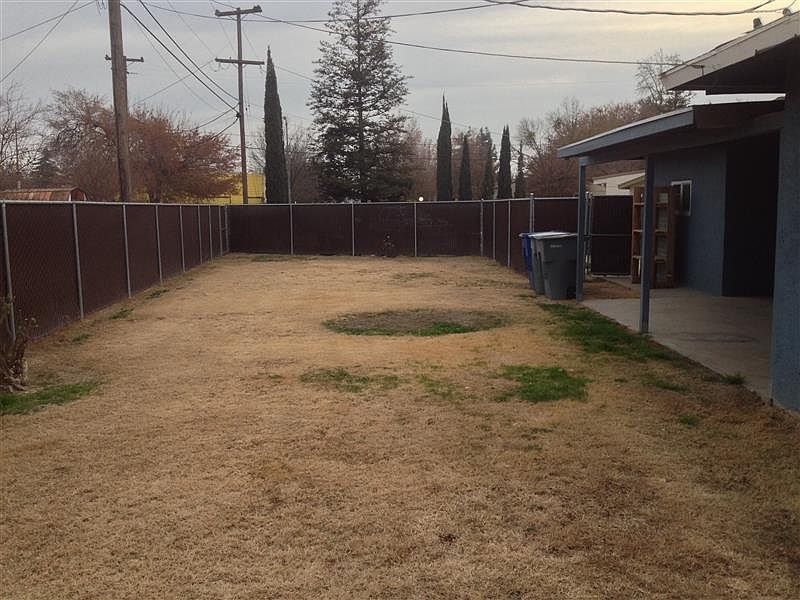 2nd image of 3864 N Woodson Ave