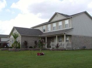 17133 Buckeye Ln, Romulus, MI 48174