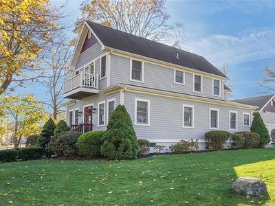 57 Ocean Ave, Warwick, RI, 02889