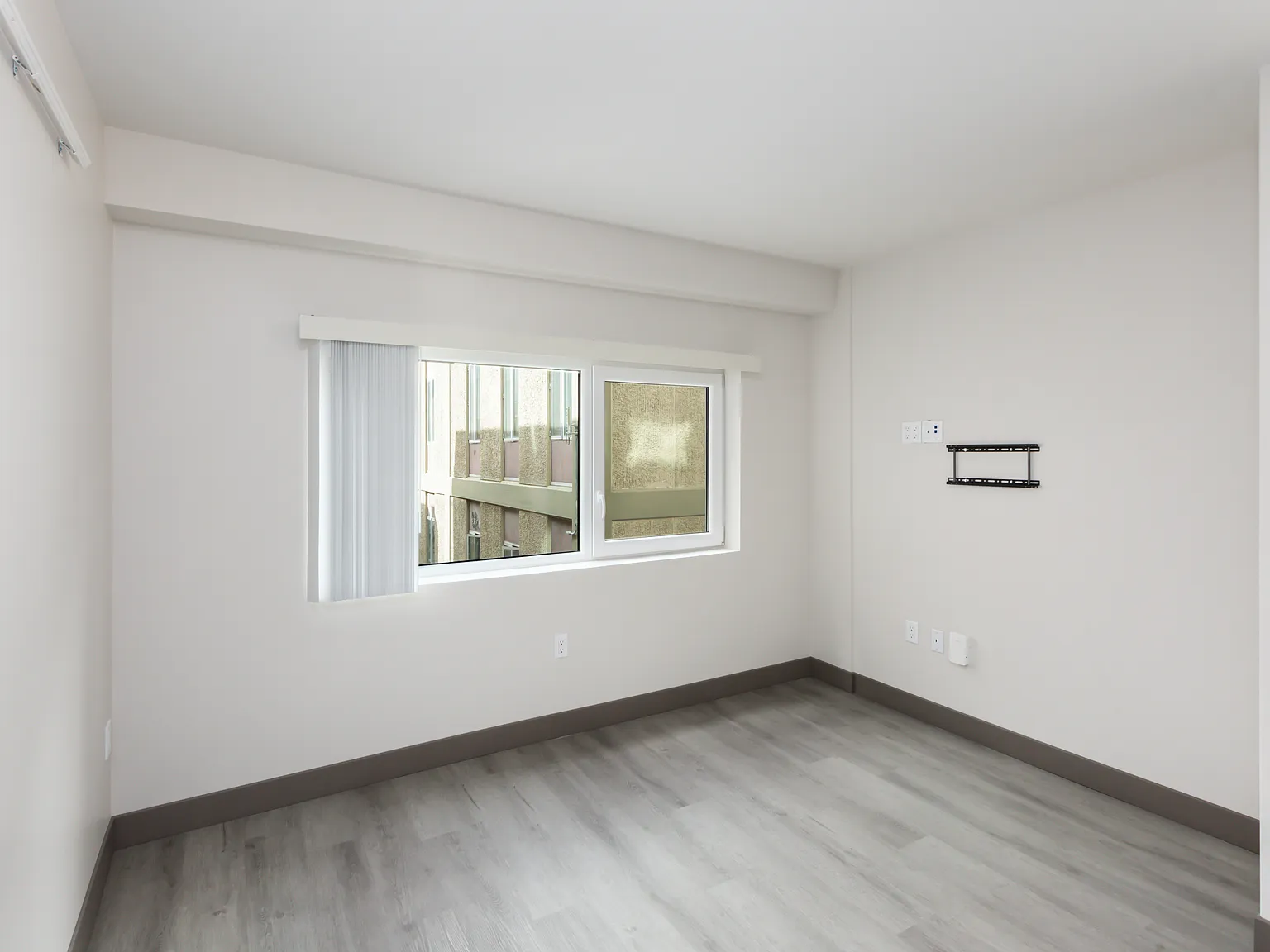 TL Residences — Photo 4