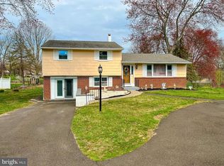 454 Buck Rd, Holland, PA 18966