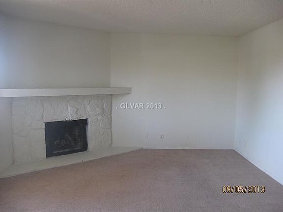 4th image of 905 Sulphur Springs Ln