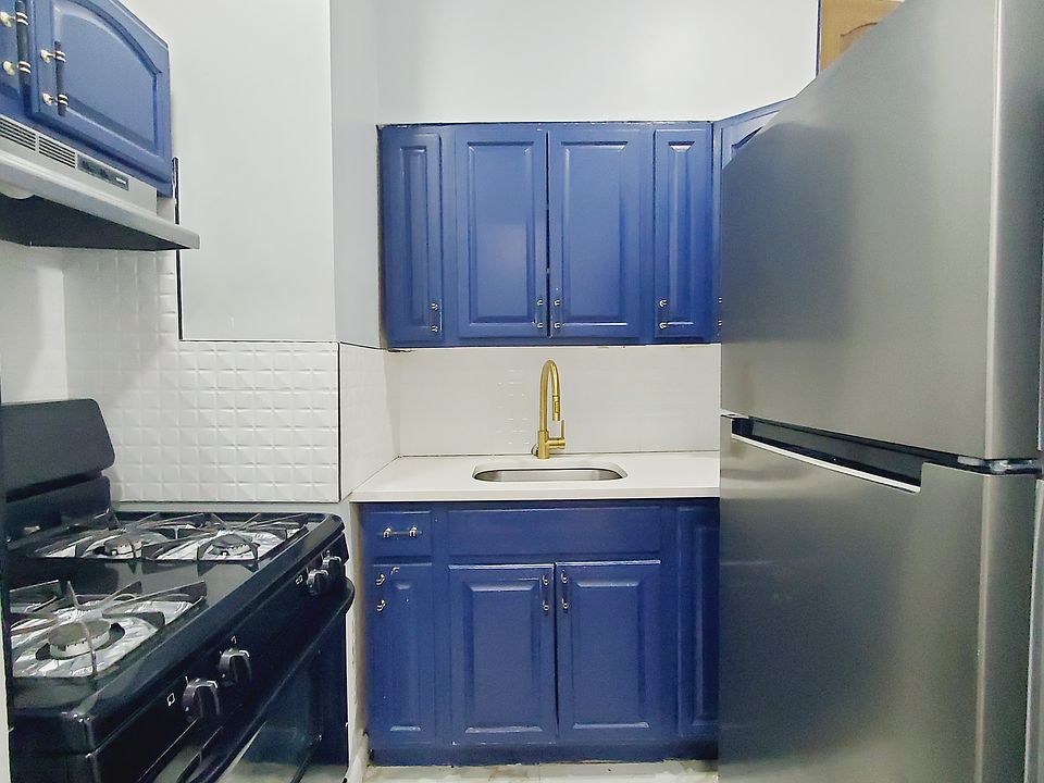 1st image of 117 Wade St #2R