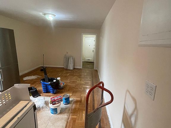5th image of 4701 15th Ave #5