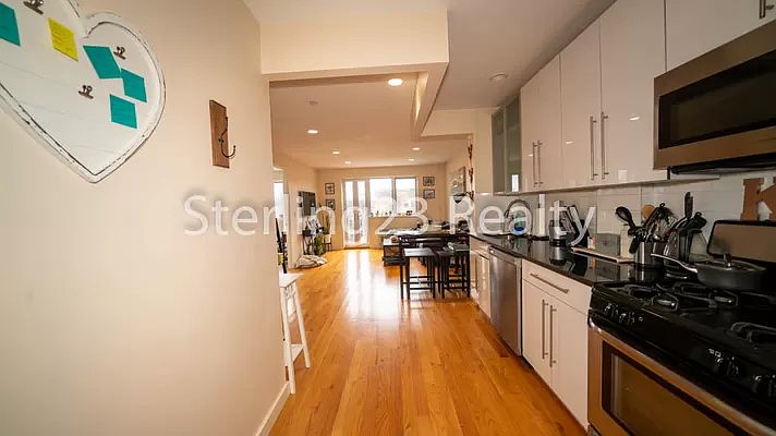 1st image of 23-15 Astoria Blvd #3J