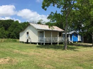 602 S Airport Rd, Abbeville, LA 70510